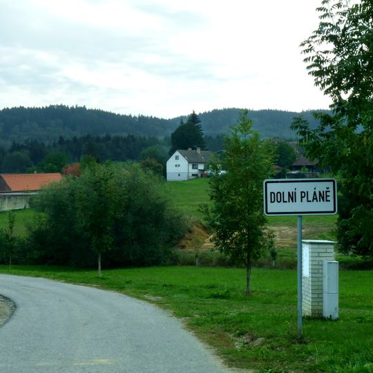 Dolní Pláně