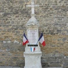 Monuments aux morts de Louvières