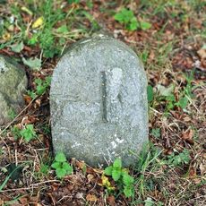 Milestone, Dodd Wood