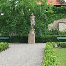 Socha Boreše v Kapucínské zahradě v Žatci