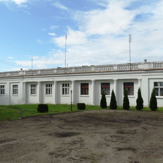 Stajnia, ob. budynek mieszkalny