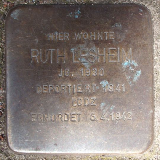 Stolperstein dedicated to Ruth Lesheim