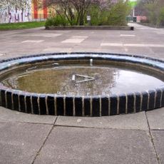 Keramiksitzbrunnen