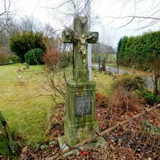 Kříž u č.p. 51 na Polánkách