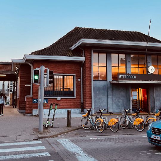 Etterbeek railway station