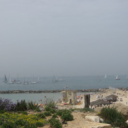 Metzitzim Beach, Tel Aviv