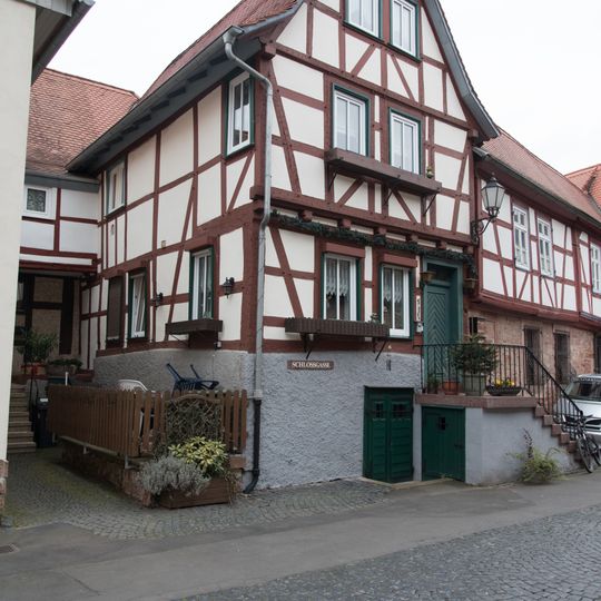 Schlossgasse 1