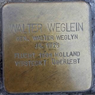 Stolperstein en memoria de Walter Weglein