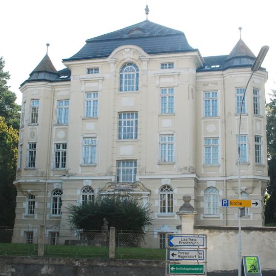 Wohnhaus Kirchenplatz 1 in Hollabrunn