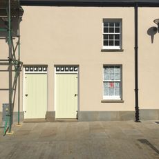 No.9 Elder Street & Parallel Range to Rear