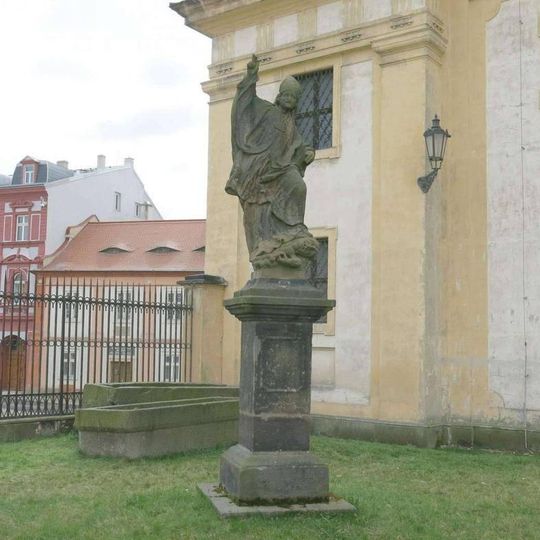 Socha svatého Prokopa před zámkem v Duchcově
