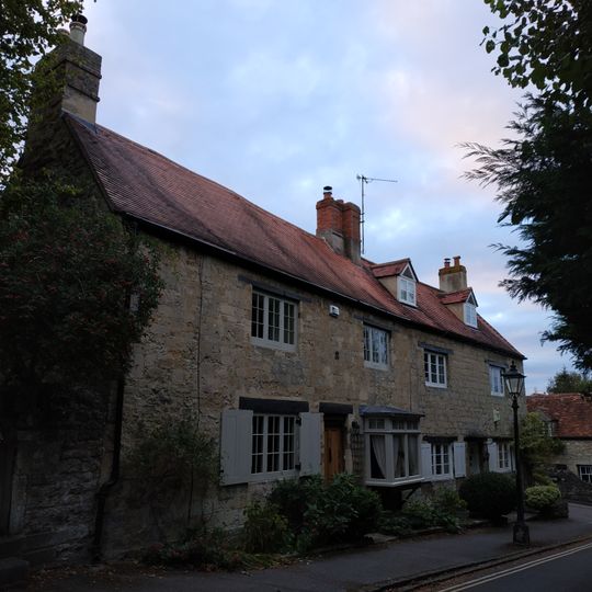 2 And 4, St Andrews Lane