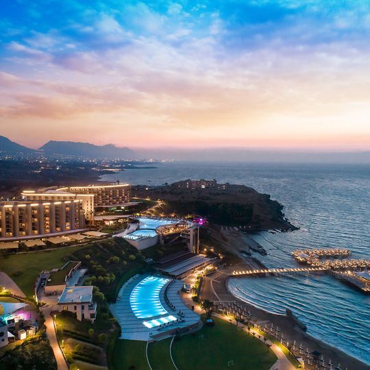 Elexus Hotel & Resort & Spa