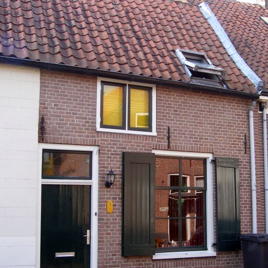 Nieuwstraat 3, Ameide