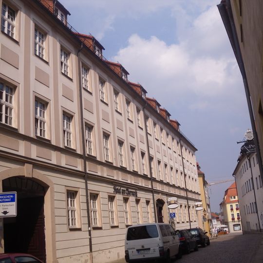 Schul- bzw. Stiftsgebäude Waisenhausstraße 2