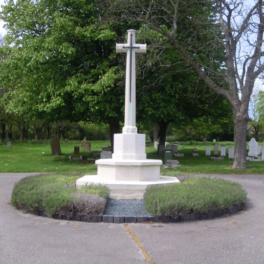 Lowestoft Cemetery War Memorial