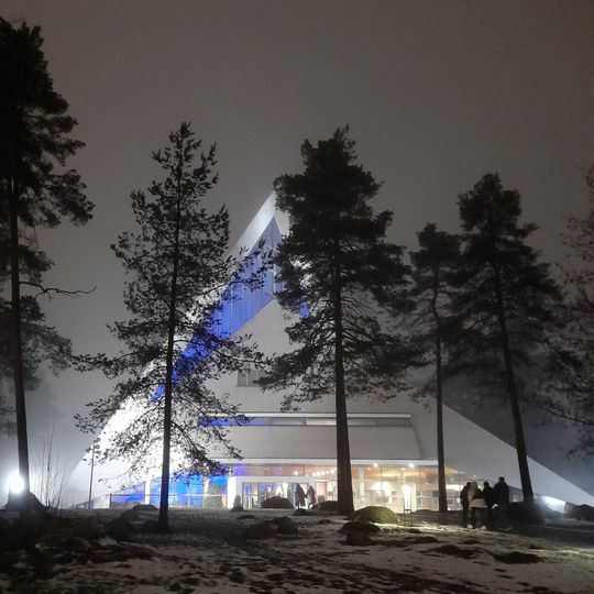 Hyvinkään kirkko ja seurakuntakeskus