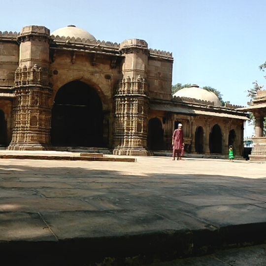 Dada Harir's Mosque and Tomb