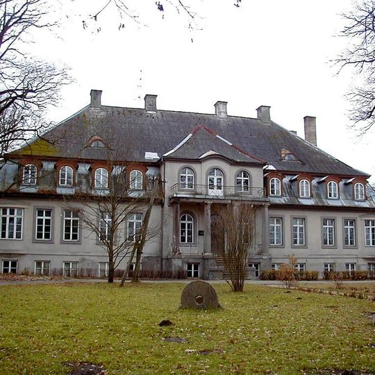 Vadakste Manor