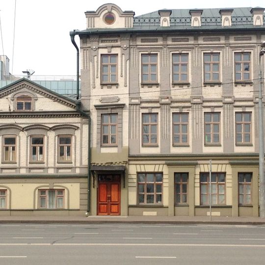 Татарстан урамы, 8