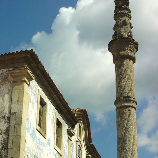 Pelourinho de Avô