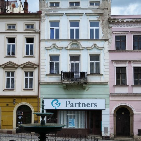 Malé náměstí 168