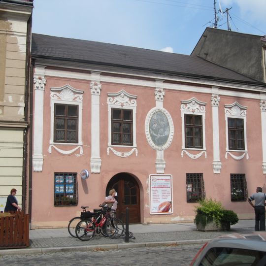 Náměstí Dr. E. Beneše 28