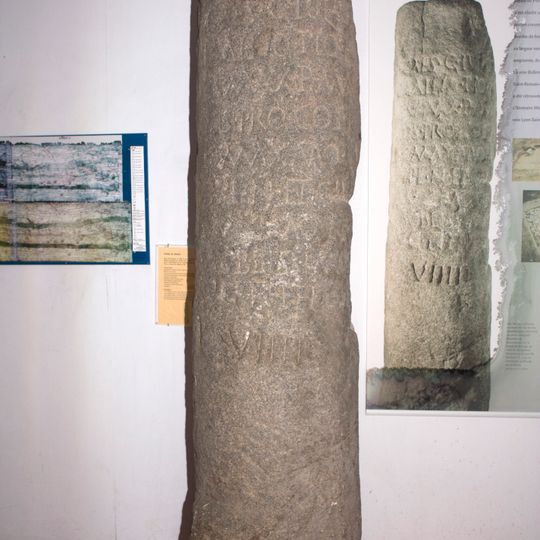 Borne milliaire de Moingt