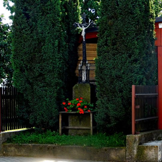 Kříž u domu č. 100 ve Stránecké Zhoři
