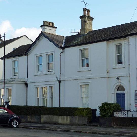 14–18, Vernon Street