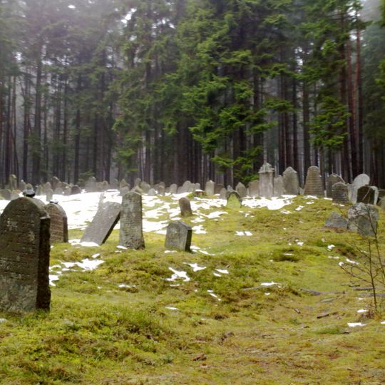 Jewish cemetery in Drmoul