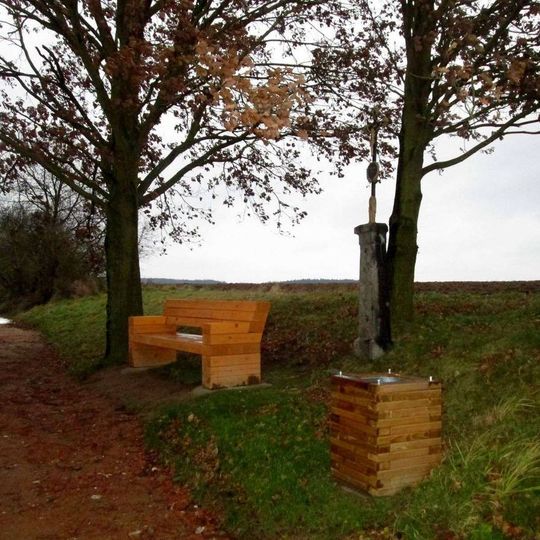 Kříž severně od Kvíčovic