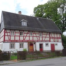 Wohnstallhaus in offener Bebauung Adelsbergstraße 274