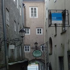 Bürgerhaus mit Innerem Lederertor