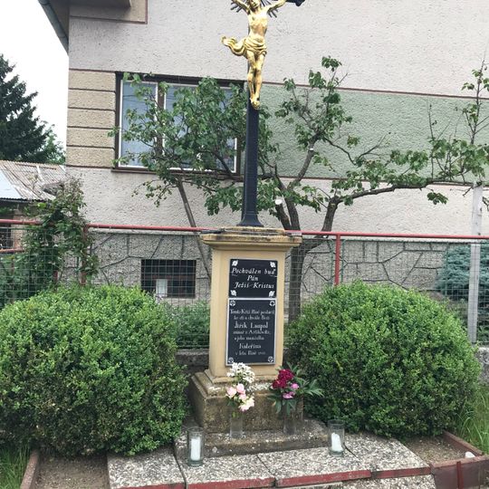 Kříž u domu čp. 22 v Hartvíkovicích