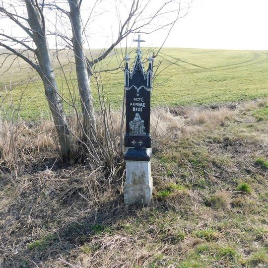 Kříž jihovýchodně od Starých Práchňan