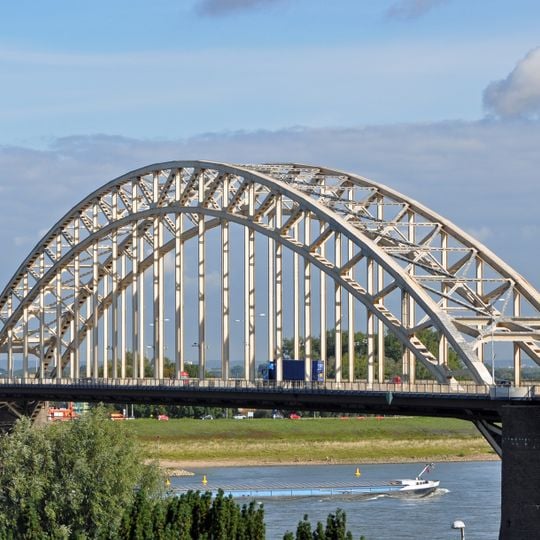 Waalbrug