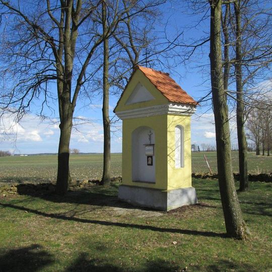 Kaplička na morovém hřbitůvku u Svin