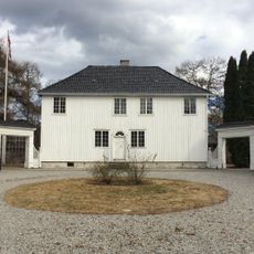 Marienlyst gård
