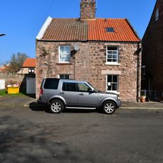 8 And 10, Palace Green