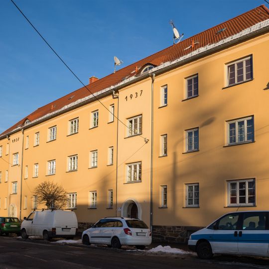 Doppelwohnhaus Eherne Schlange 21; 23