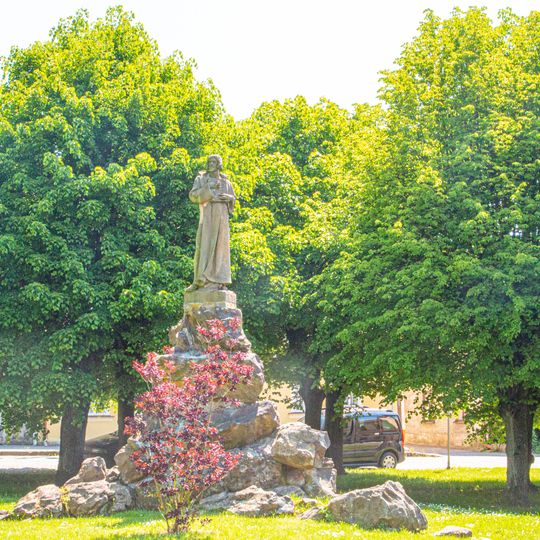 Pomník Jana Husa na náměstí Svobody v Železnici