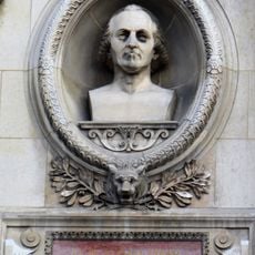 Bust