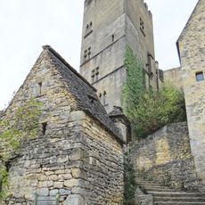 Tour du couvent de Beynac