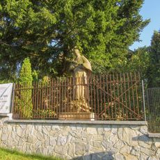 Socha svatého Jana Nepomuckého v Dubicku v zahradě