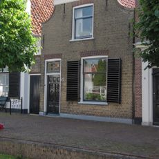 Burgemeester van der Lelykade 3, Maasland