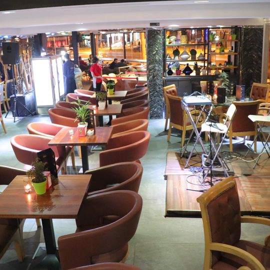 Woods Café-Restaurant