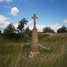 Kříž u Palonína na křižovatce