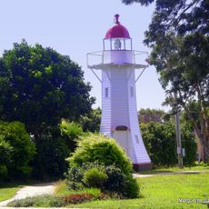 Old Burnett Heads Light