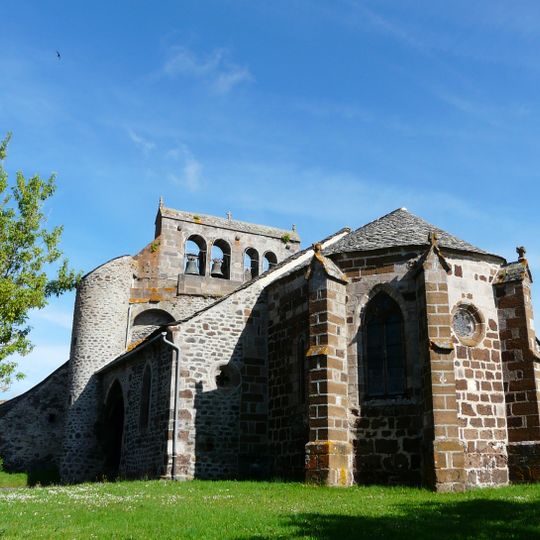 Église Saint-Julien d'Ussel